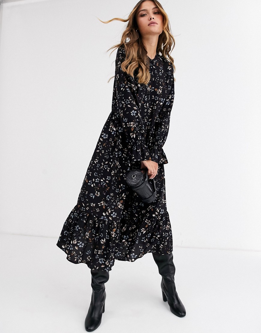 Vero Moda - Aangerimpelde maxi-jurk met fijne bloemetjesprint-Multi
