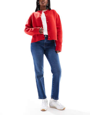 Vero Moda - Amara - Knöchellange Stretch-Jeans in mittelblauer Waschung mit geradem Schnitt
