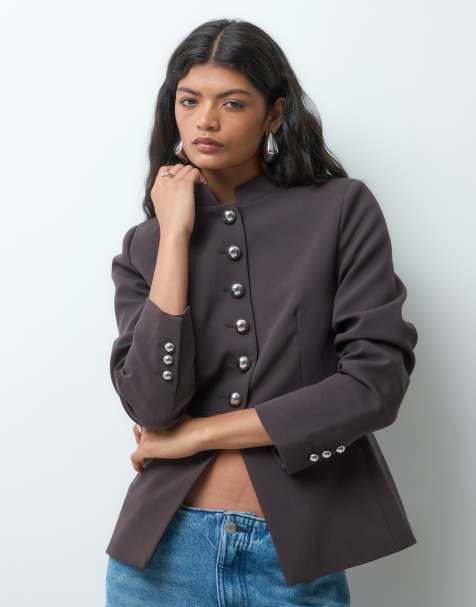 Vero Moda americana entallada con cuello alto en marrón chocolate - view 1