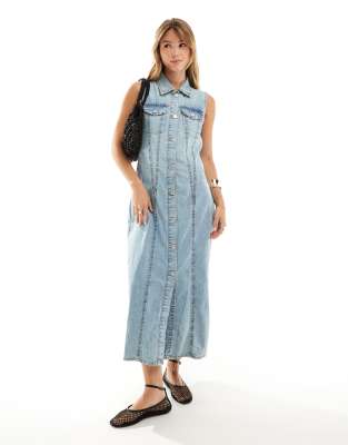 Vero Moda - Ärmelloses Maxikleid in Vintage-Jeansblau mit Knopfleiste vorne