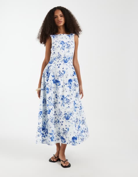 Vero Moda – Ärmelloses Maxikleid in Weiß mit blauem Blumenmuster und plissiertem Rock - view 1