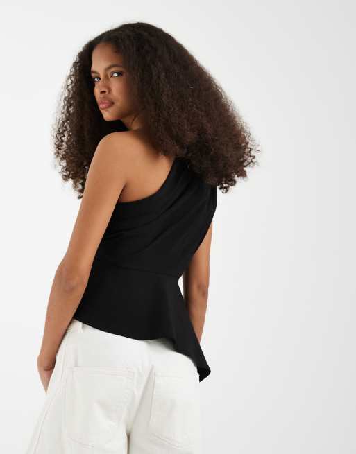 Vero Moda asymmetric one shoulder top in black, 4 of 4