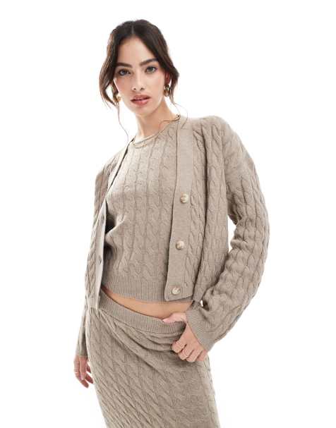 Vero Moda - Aware - Beigemeleret cardigan i kabelstrik i firkantet pasform - Del af sæt - view 1