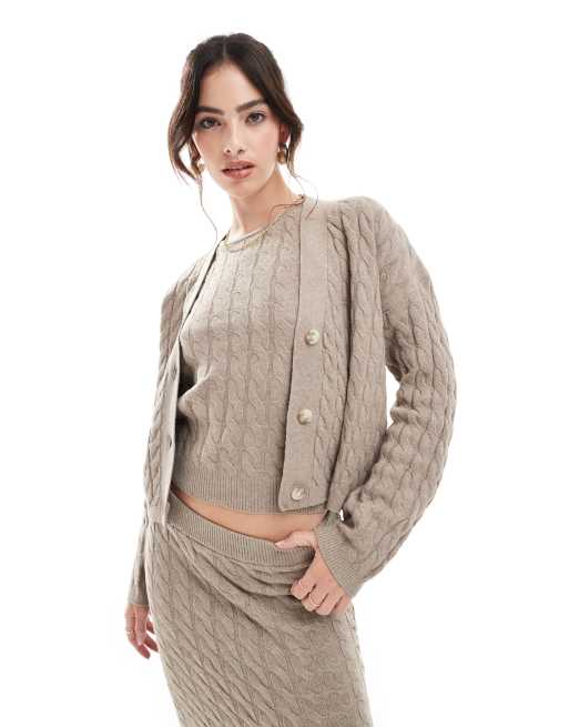 Vero Moda - Aware - Beigemeleret cardigan i kabelstrik i firkantet pasform - Del af sæt