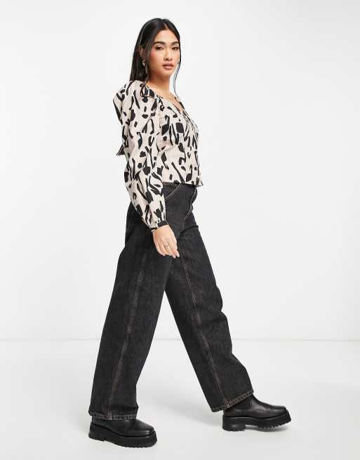 Vero Moda – Aware – Bluzka z obszernymi rękawami w czarno-kremowy wzór, 4 z 4