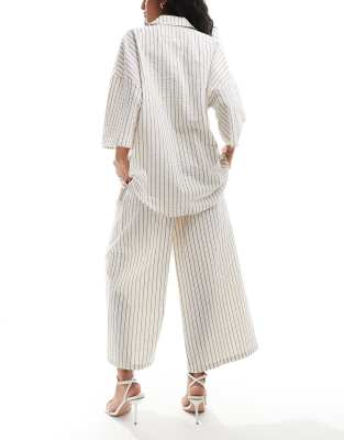 Vero Moda Aware Cropped Wide Leg Pants In White