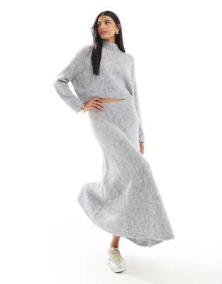 Vero Moda Vero Moda Aware knitted maxi skirt co-ord in light grey melange