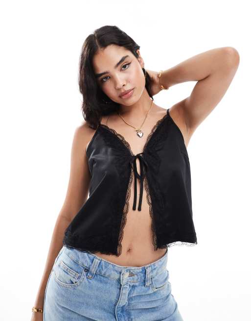 Vero Moda - Aware - Sort cami-top med bindebånd foran og blondedetaljer