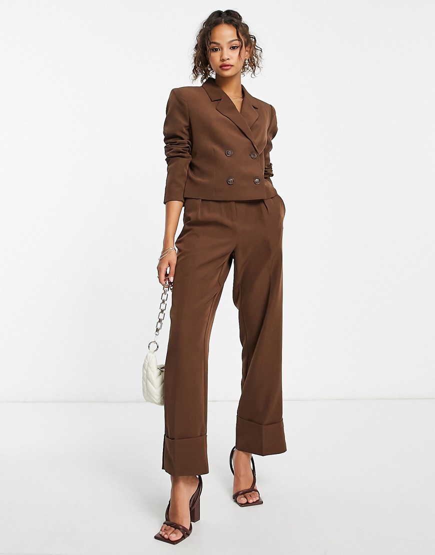 Vero Moda Aware tailored suit trousers with turn up in brown