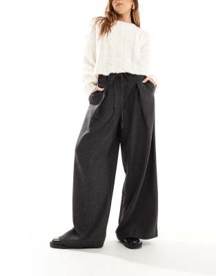 VERO MODA AWARE tie waist pleat front wide leg pants in dark gray