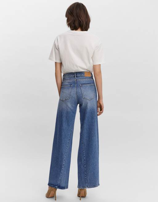 Vero Moda AWARE wide leg jeans with seam detail in washed blue, 2 of 4