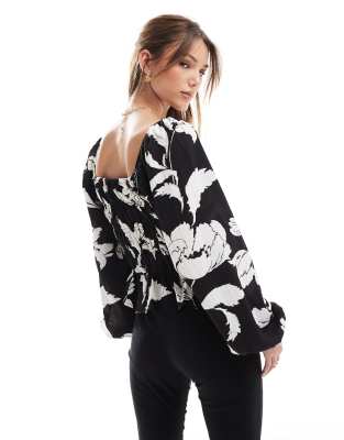 Vero Moda Balloon Sleeve Smock Top In Black