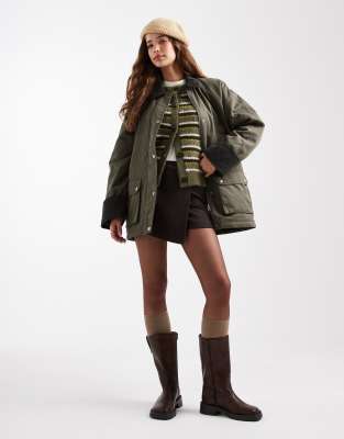 Vero Moda - Barn-Jacke in Khaki mit Kontrast-Besatz aus Cord-Grün