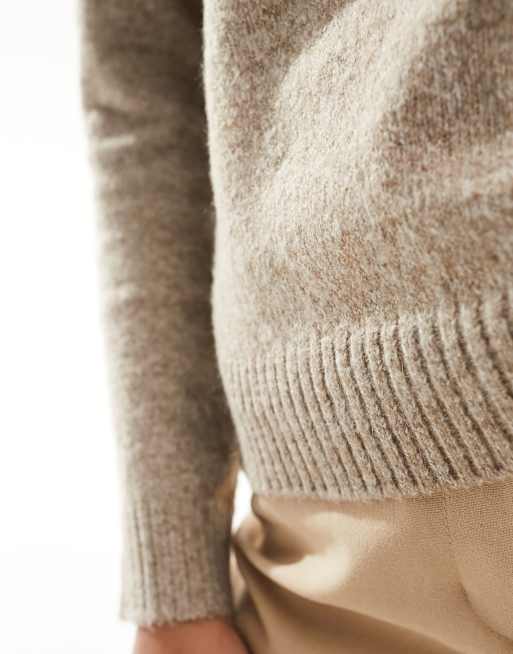 Vero Moda – Beigemelerad och stickad tröja med v-ringning, 2 av 4