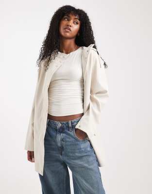 Vero Moda - Beschichtete Regenjacke in Moonbeam Stone mit Kapuze-Neutral
