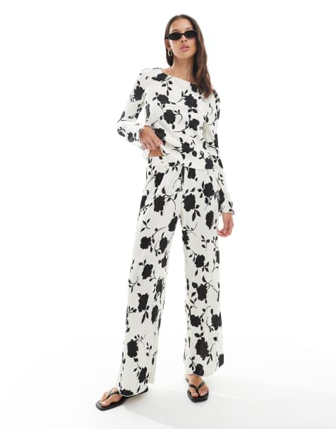 Vero Moda wide leg plisse trouser co-ord in white and black floral print