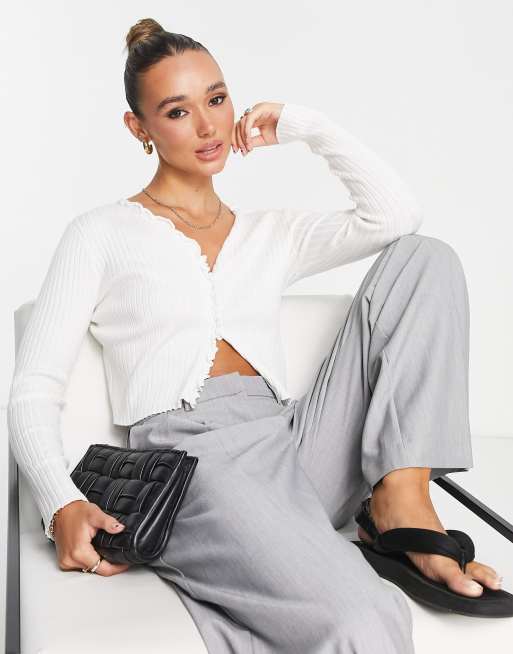 Vero Moda – Biały kardigan z falistym wykończeniem