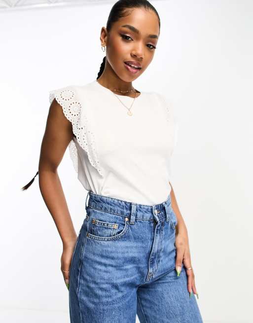 Vero Moda – Biały top bez rękawów z falbanką przy ramionach