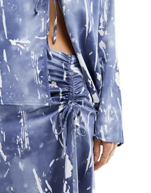Vero Moda – Blå, ryschad maxikjol i satin med krinklat mönster, del av set, 5 av 5