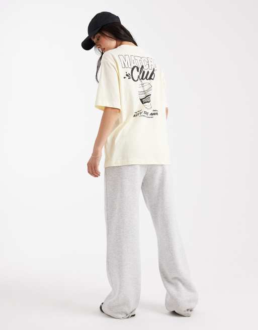 Vero Moda – Bladożółty T-shirt oversize z nadrukiem „Matcha Club“, 4 z 4
