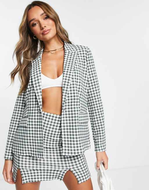 Checkered skirt shop and blazer