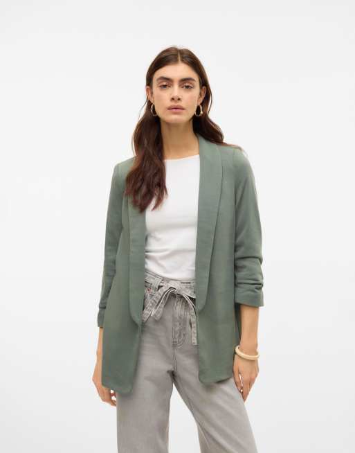 Vero Moda – Blazer in Lorbeerkranz