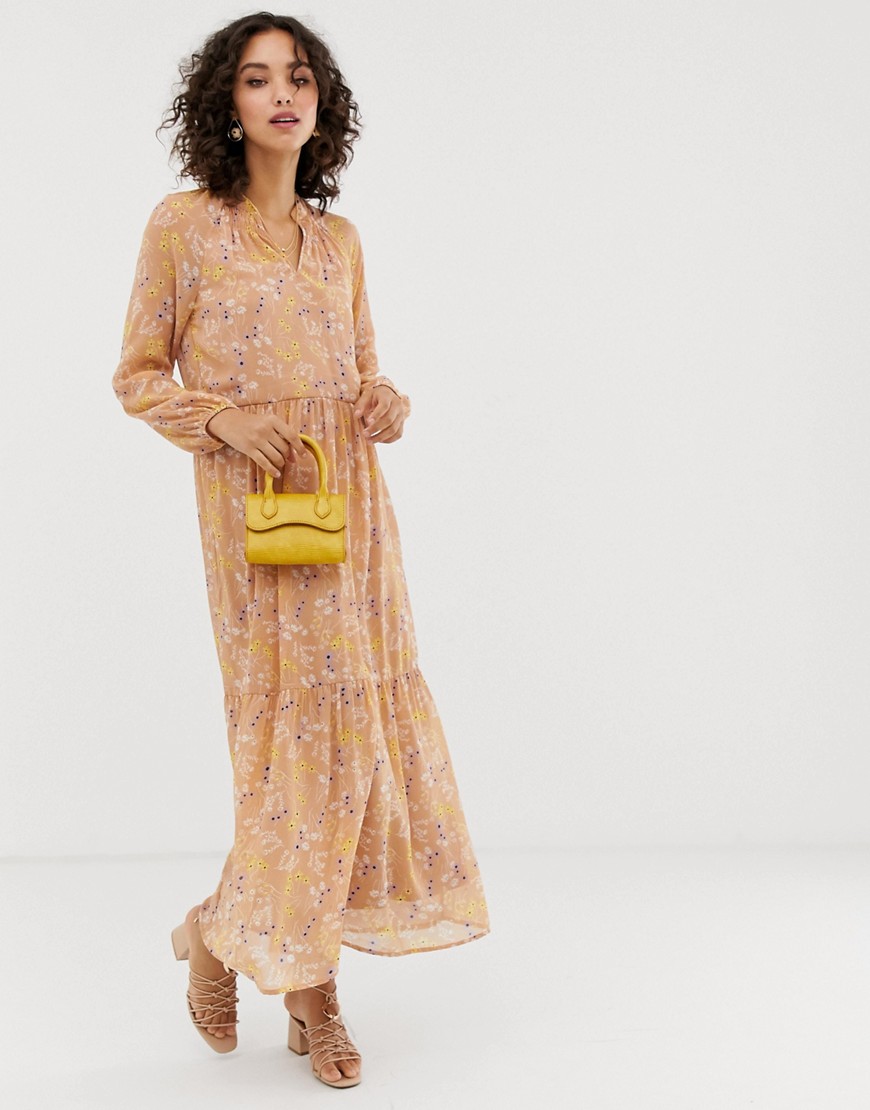 Vero Moda – Blommig maxiklänning med kjol i flera lager-Flerfärgad