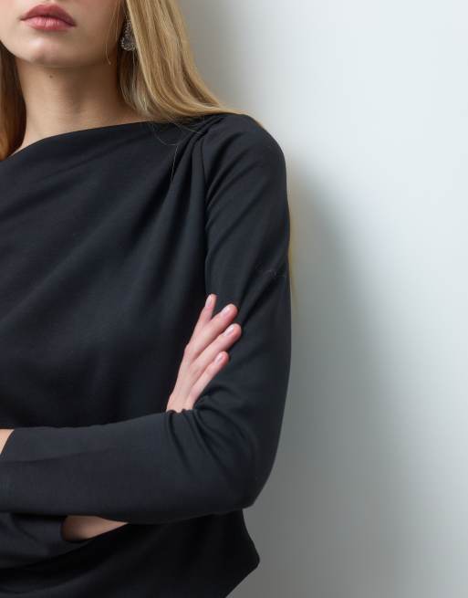 Vero Moda boatneck asymmetric long sleeve top in black, 3 of 4