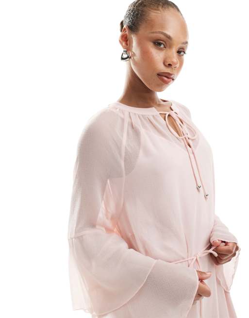 Vero Moda - Boho maxi jurk met ruches aan de mouwen en strikceintuur in roze, 2 van 4