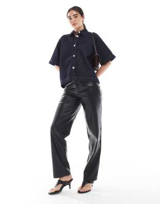 Vero Moda Boxy Short Sleeve Denim Shirt