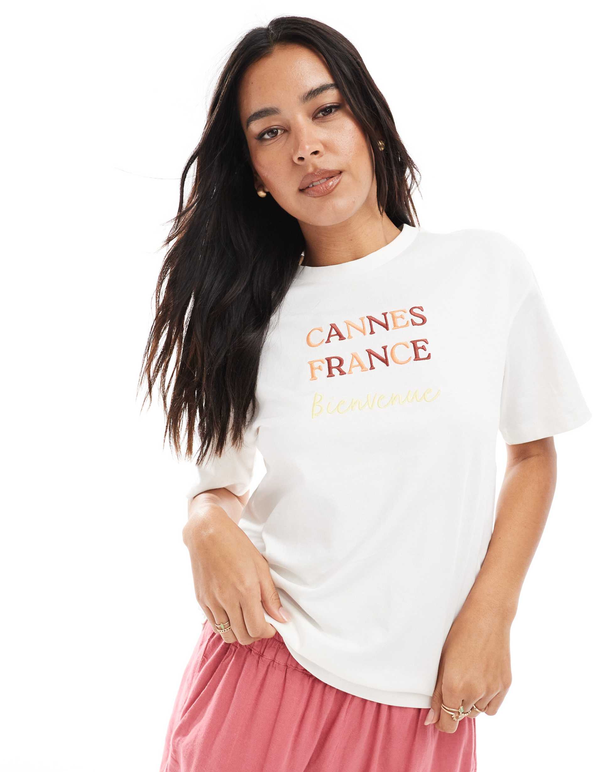 vero moda boxy t-shirt with cannes embroidery in white