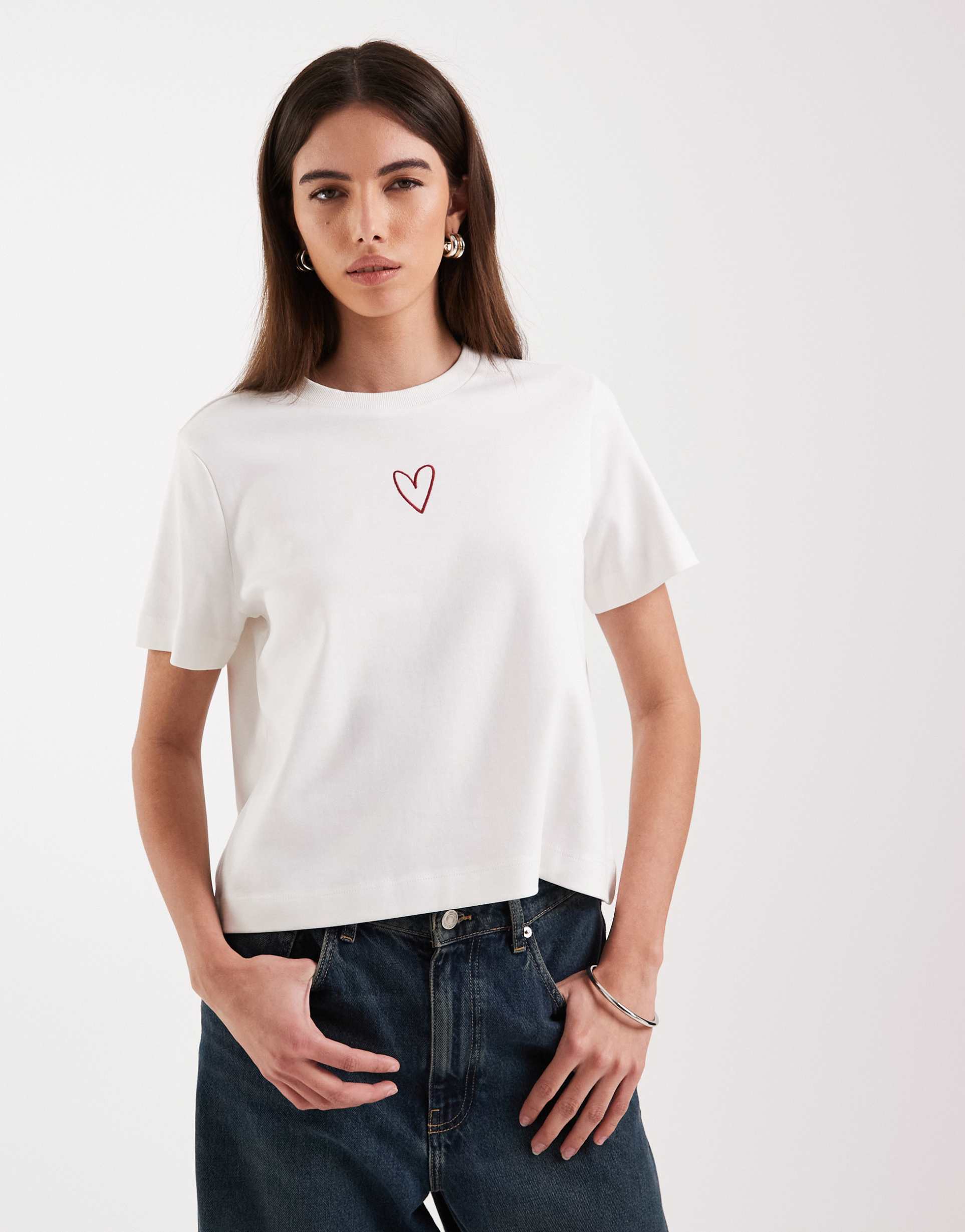 vero moda boxy tee with heart graphic in white