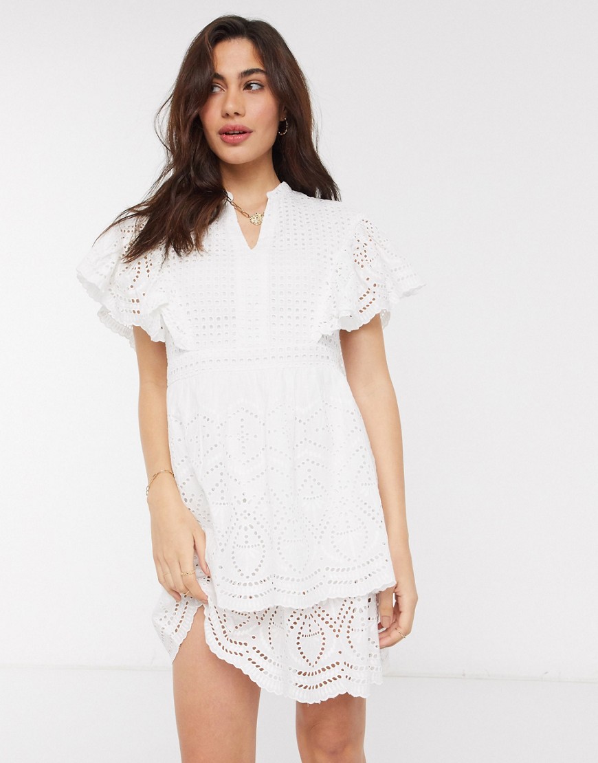 Vero Moda - Broderie mini-jurk met fladdermouwen in wit