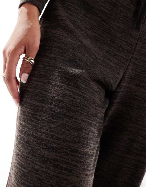 Vero Moda - Broek van jersey met wijde pijpen in gemêleerd chocoladebruin, deel van co-ord set, 4 van 5