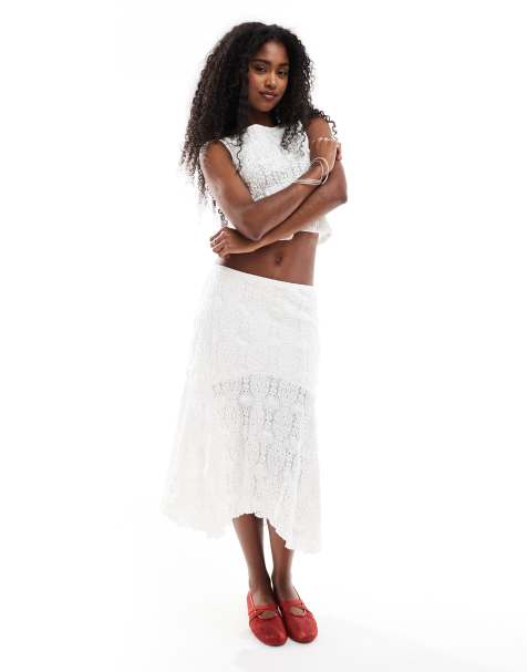 Vero Moda bubble textured hanky hem skirt co-ord in white