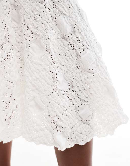 Vero Moda bubble textured hanky hem skirt co-ord in white, 2 of 5