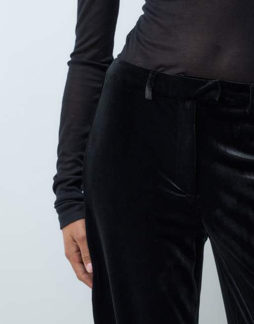 Vero Moda bukser med lige ben i velour, del af sæt, i sort, 4 af 5