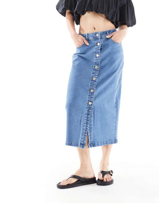Vero Moda button front midi denim skirt in light blue wash, 2 of 5