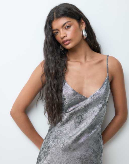 Vero Moda cami strap shimmer detail maxi dress in silver, 2 of 5