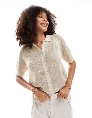 Vero Moda - Camicia a maniche corte squadrata in maglia traforata leggera color avena