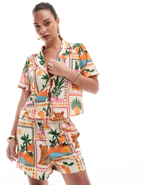 Vero Moda - Camicia squadrata allacciata sul davanti con stampa tropicale di cartoline - view 1