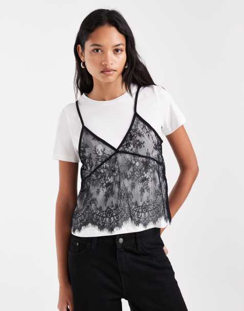 Vero Moda - camiseta de manga corta con capa de encaje tipo camisola en blanco - view 1