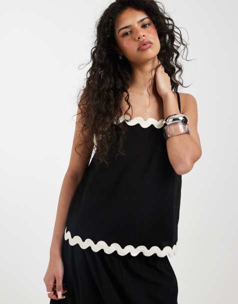 Vero Moda – Camisole-Oberteil in Schwarz mit kontrastierender Bogenkante, Kombiteil - view 1