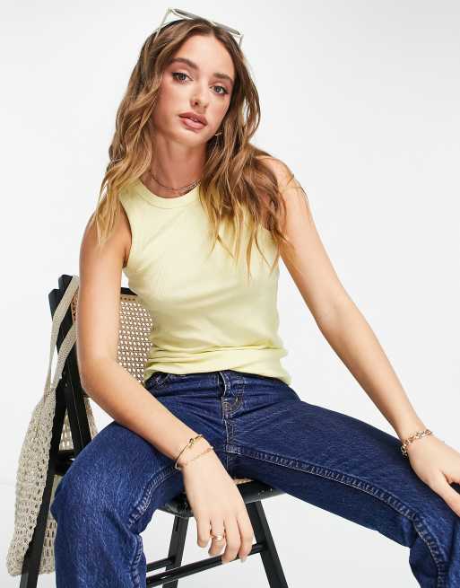 Vero Moda - Canotta color limone con scollo a vogatore