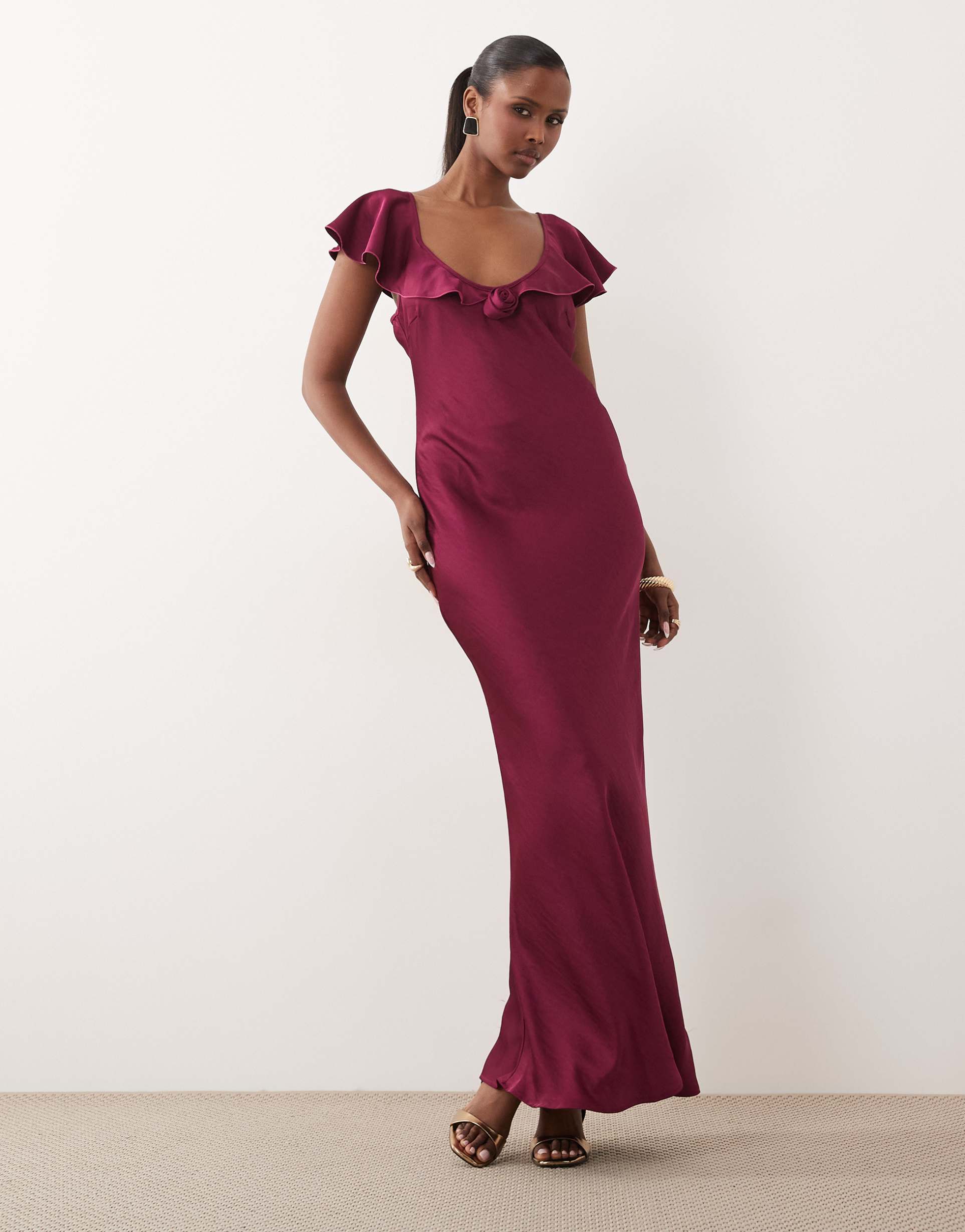 vero moda cap sleeve rose detail maxi dress in purple