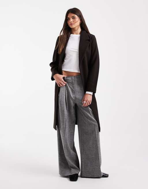 Vero Moda cappotto midi formale con cintura color marrone cioccolato, 1 di 4