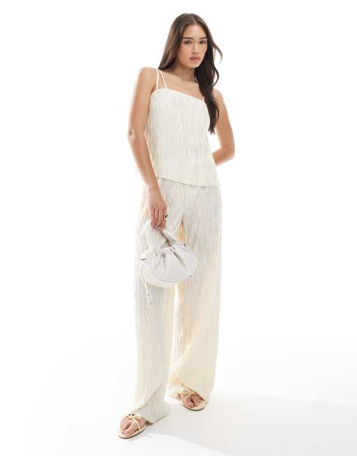 Vero Moda - Caraco d'ensemble plissée en tissu texturé à doubles bretelles - Crème bouleau, 4 de 4