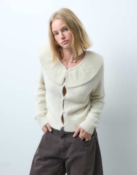 Vero Moda cardigan lavorato a maglia morbido e soffice con volant rifiniti in crema - view 1