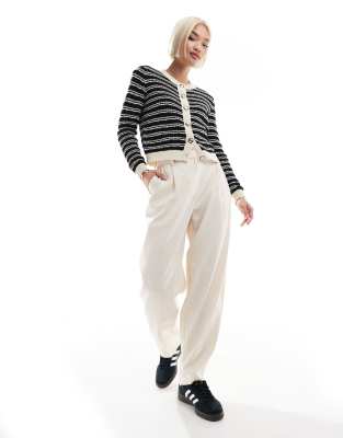 VERO MODA CARDIGAN WITH GOLD BUTTONS 