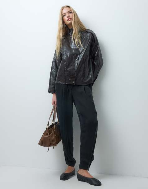 Vero Moda - cazadora bomber efecto cuero con efecto cocodrilo en marrón chocolate - view 1